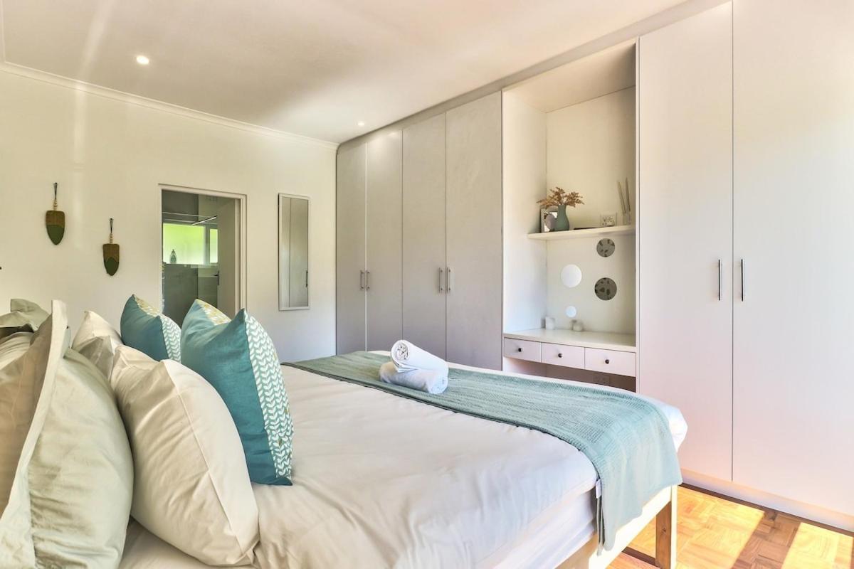 Vakantiehuis Family Home, Wifi, Patio, Secure Parking Kaapstad